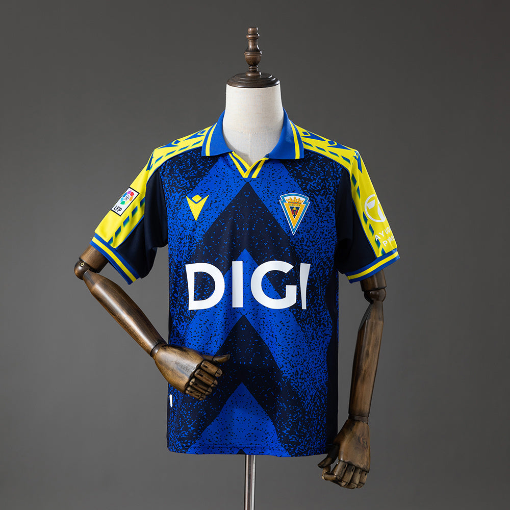 CAMISETA CÁDIZ 25/26 RETRO