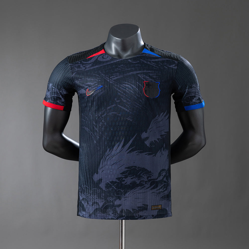CAMISETA FC BARCELONA 25/26 EDICION DRAGON NEGRO VERSION JUGADOR